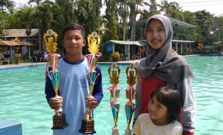 Siswa MTs Al-Furqon Sanden Raih Juara O2SN Cabang Renang